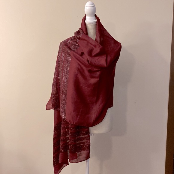 Ellen Tracy maroon dressy embellished soft wrap / shawl 72”x 28” - Picture 1 of 11